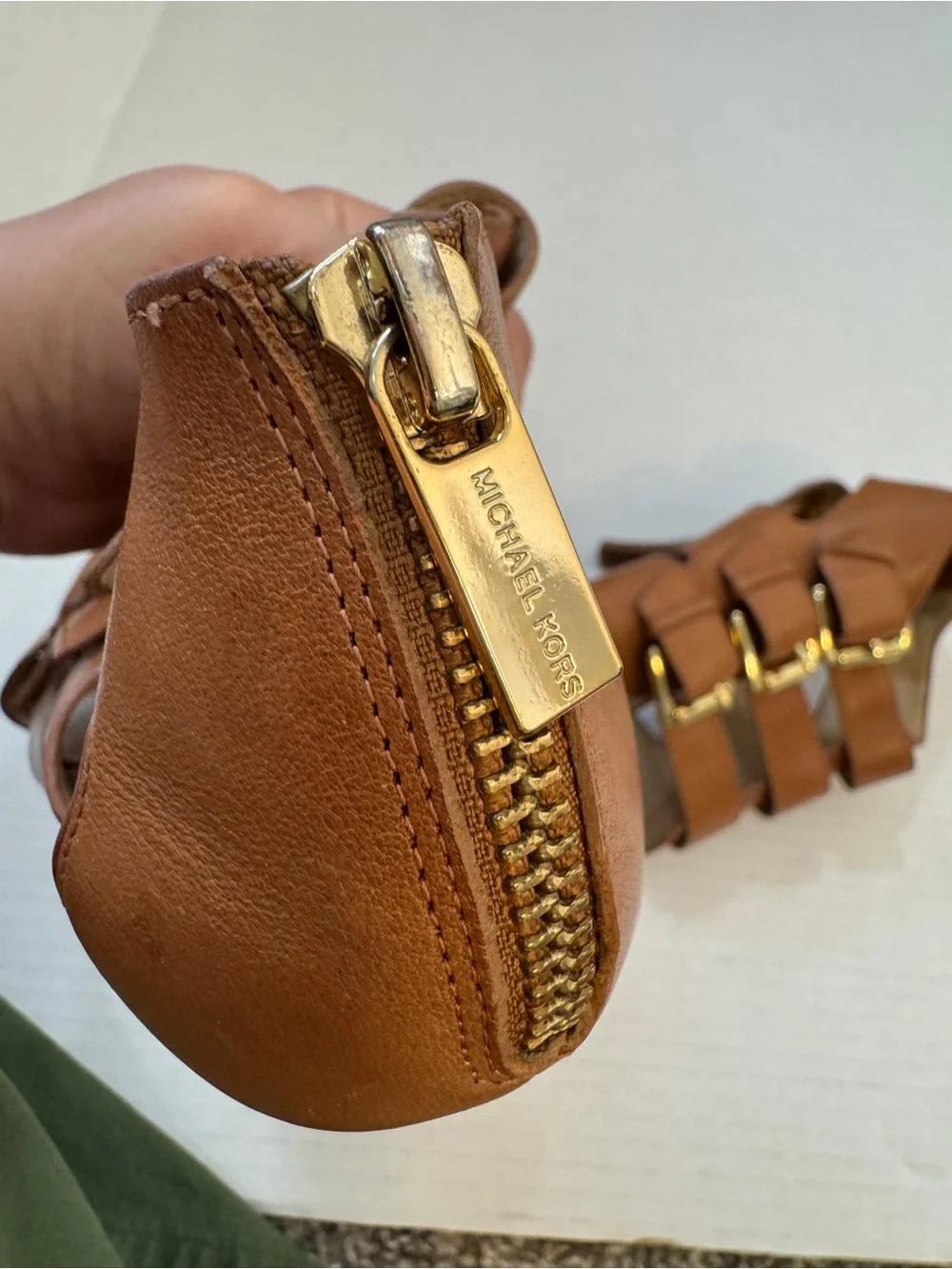 Michael Kors Tan Leather Strappy Buckle Kitten Heels Womens 6.5 Y2K Dressy
